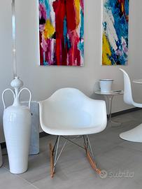 Poltrona stile Vitra Eames dondolo