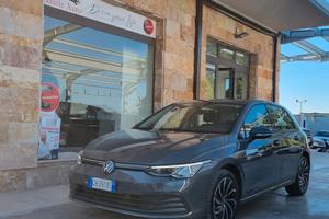 Volkswagen Golf VIII 2020 1.0 etsi evo Life 110cv 