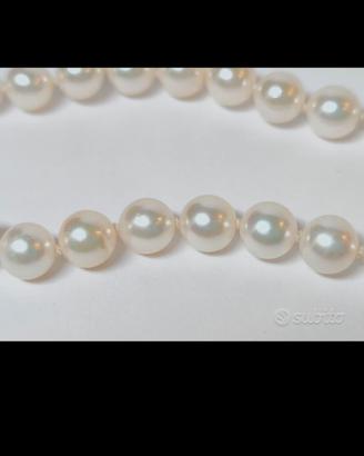 collana e orecchini perle akoya oro e diamanti