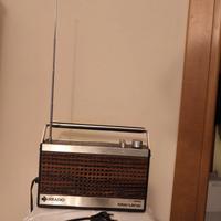 Radio Transistors Irradio modello
9200 MW/UKW