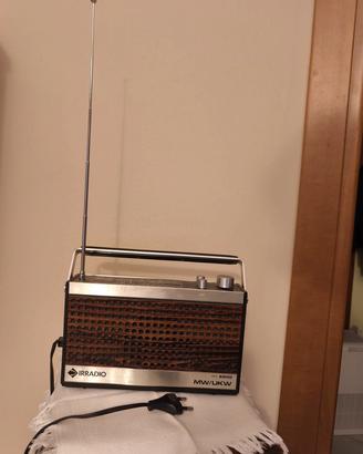 Radio Transistors Irradio modello
9200 MW/UKW