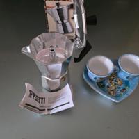 Set da caffè nuovo