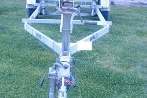 carrello barca basculante