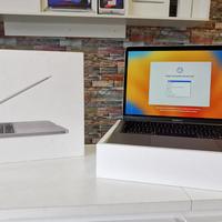 Macbook Pro 13" 2020 M1 8GB Ram/256gb ssd usato