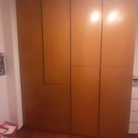 Cameretta noce completa di scrivania letto armadio