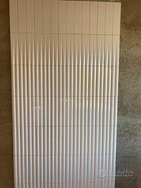 121 Piastrelle bianche Wow design, linea Stripes