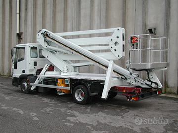Piattaforma autocarrata Isoli PNT 27.14 TRATTABILE