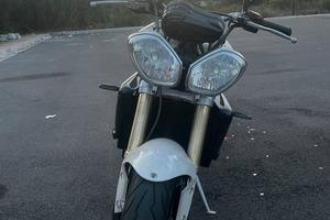 Triumph Street Triple 765 - Anno 2010