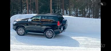 Toyota Land Cruise Lounge  2019