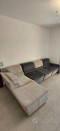 Divano Modulare Bicolor con Chaise Longue/Pouf