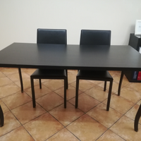 Tavolo soggiorno marrone scuro