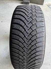 Treno gomme Falken invernali 205/55 r16