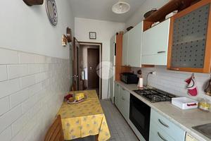 4 LOCALI A VALENZA