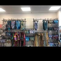 Parete attrezzata e N.3 Mezzo Busto