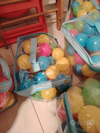 tenda e palline gioco