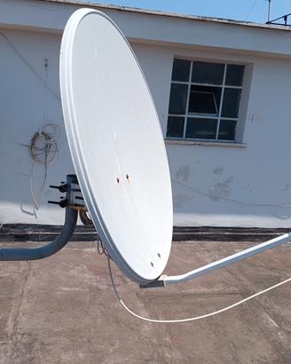 ANTENNA PARABOLICA 