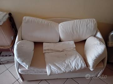 divano 2 posti