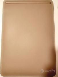 Custodia Apple Leather Sleeve per iPad Pro 10,5"