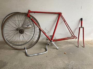 Telaio Bottecchia corsa vintage  componenti