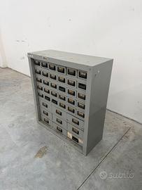 Cassettiera in metallo industriale officina fami