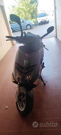 Scooter 250cc aprilia Leonardo