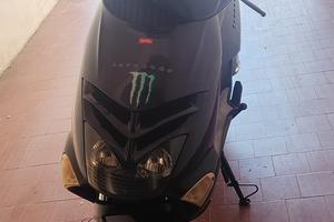 Scooter 250cc aprilia Leonardo