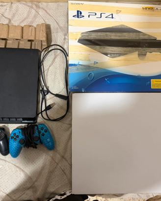 ps4 con due controller