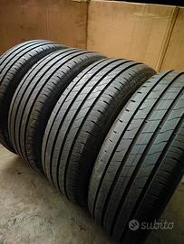 215/60/17 Estive Goodyear 