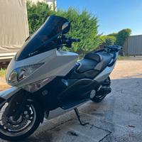 Yamaha T Max - 2011