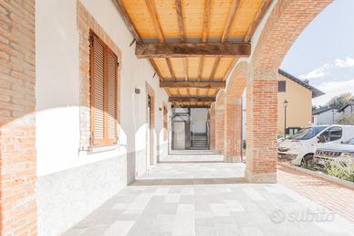 2 LOCALI A BRIOSCO