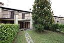 villa-a-schiera-a-sovico