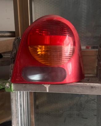 Twingo faro posteriore