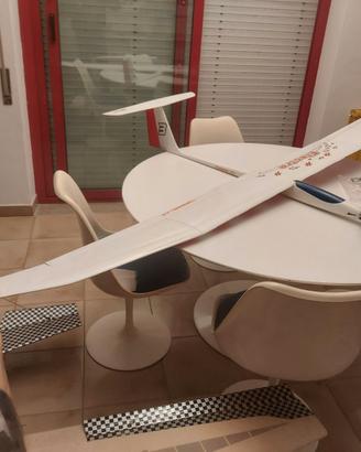 Aeromodello motoaliante