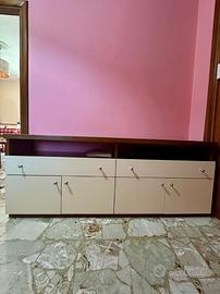 Mobile basso porta TV / credenza moderna