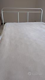 strutturaletto matrimoniale francese con materasso