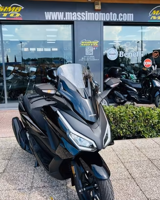 HONDA Forza 350 KM 0 TUTTO INCLUSO ANCHE PASSAGG