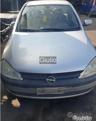 Opel corsa c ricambi benzina