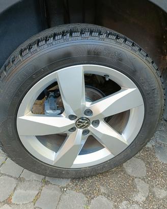 Gomme invernali 205/55 R17 Strial 4 pezzi