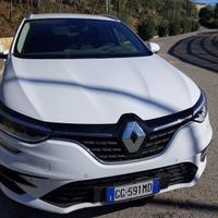 Renault Megane Sporter Plug-In Hybrid