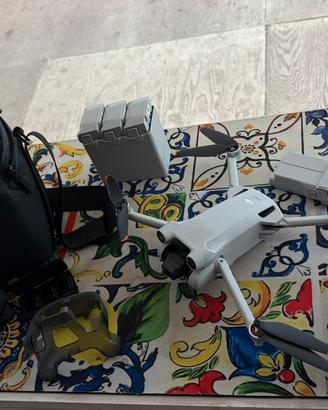 Mini 3 pro combo con RC display come nuovo