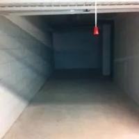 Box auto doppio con cantina annessa