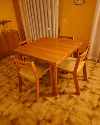 Tavolo da pranzo allungabile in ciliegio + 4 sedie
