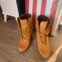 Stivaletti con tacco TIMBERLAND