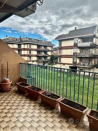 Luminoso appartamento con terrazzo