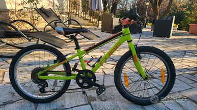 bici Cube 200    20
