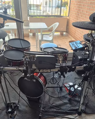 batteria eletronica alesis strike pro