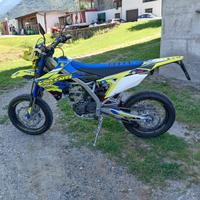 Suzuki RM 125 Valenti racimg