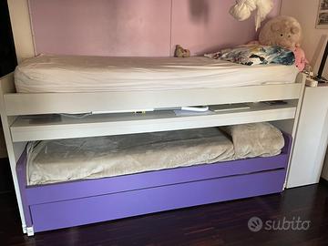 Letto a castello con scrivania