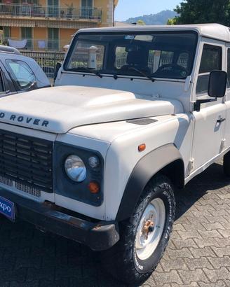 Land Rover Defender 110 2.4 TD4 Station Wagon UNIC