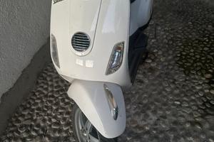 Vespa LX 50 2 T
